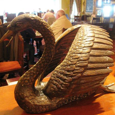 Swan At Forton Νιούπορτ Εξωτερικό φωτογραφία